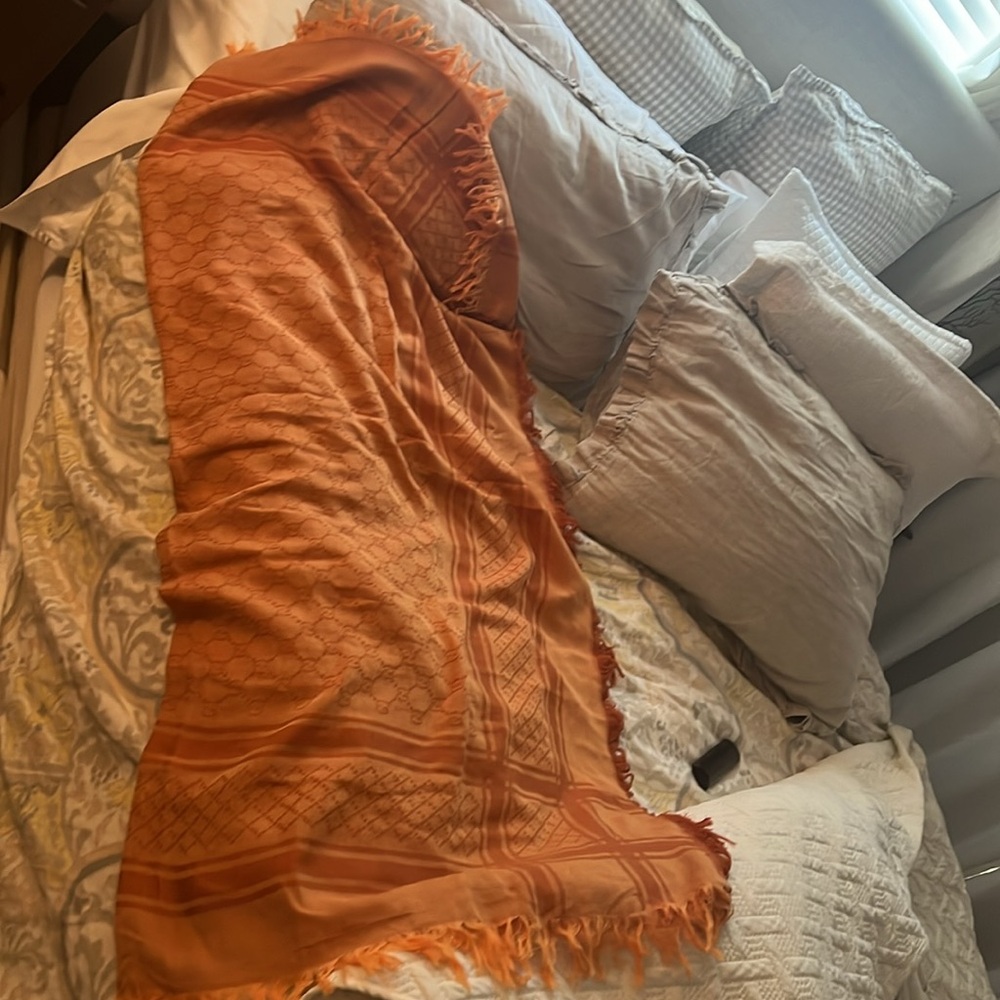 Gucci Scarf Orange - Picture 5 of 8